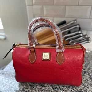 NWT Dooney and Bourke Side Pocket Satchel